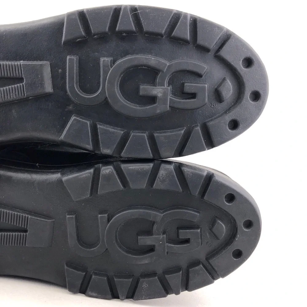 UGG Ultra Short Sheepskin Winter Boots M10